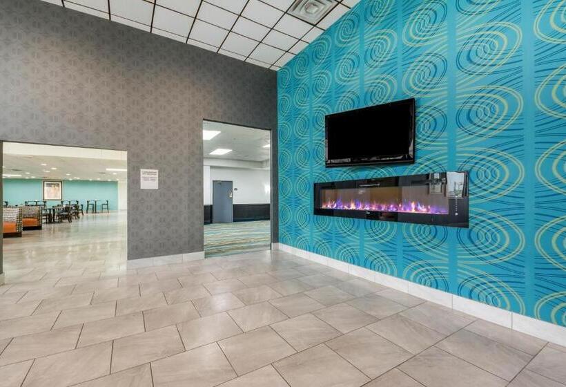 Bricktown Hotel & Extended Stay