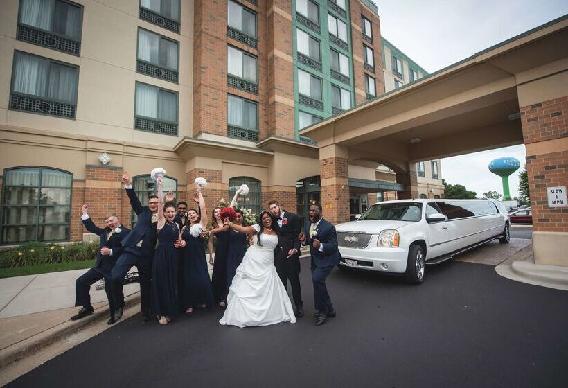 فندق Doubletree By Hilton Pleasant Prairie Kenosha