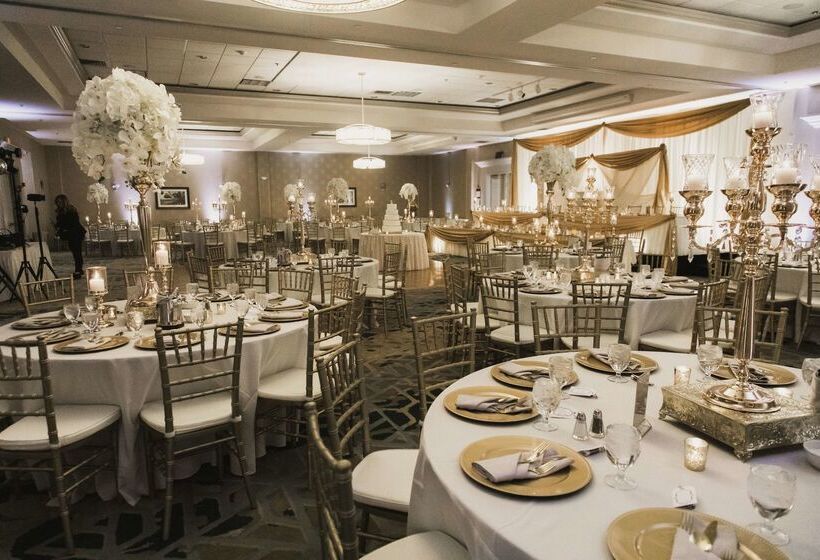 فندق Doubletree By Hilton Pleasant Prairie Kenosha