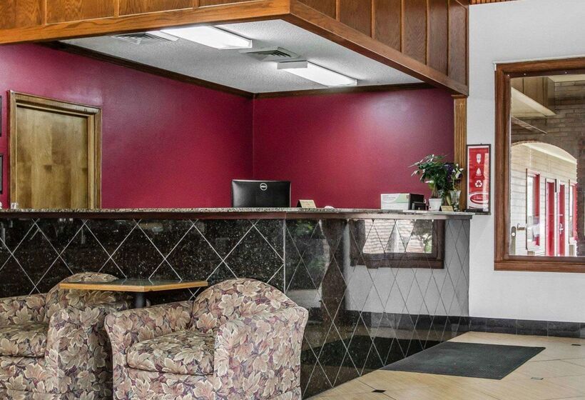 فندق Econo Lodge Inn & Suites Enterprise