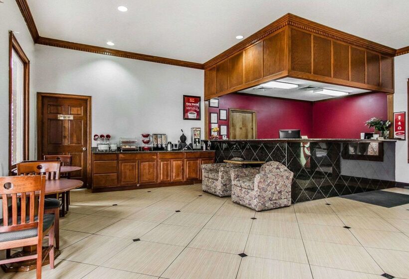 فندق Econo Lodge Inn & Suites Enterprise