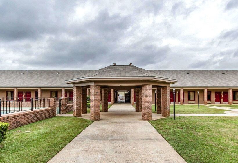 فندق Econo Lodge Inn & Suites Enterprise