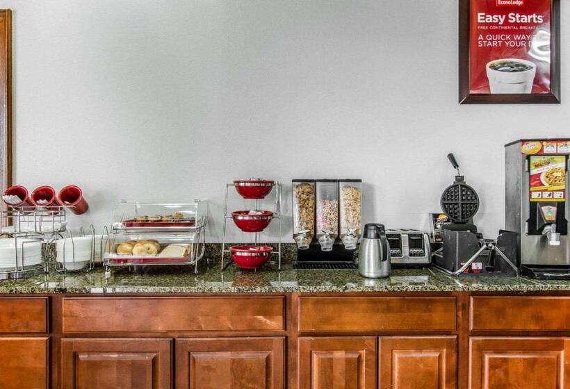 فندق Econo Lodge Inn & Suites Enterprise