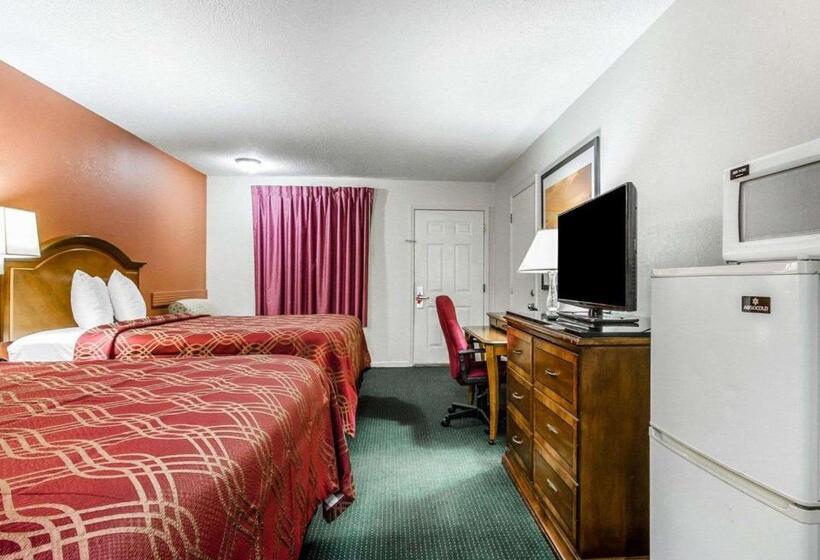 فندق Econo Lodge Inn & Suites Enterprise