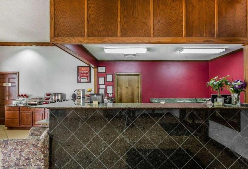 فندق Econo Lodge Inn & Suites Enterprise