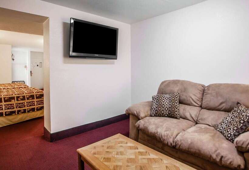 ホテル Econo Lodge Truman Inn