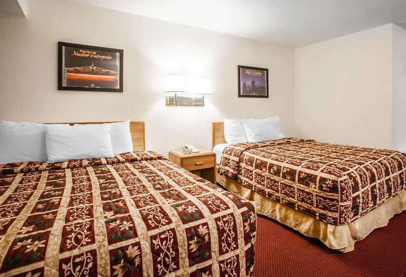 ホテル Econo Lodge Truman Inn