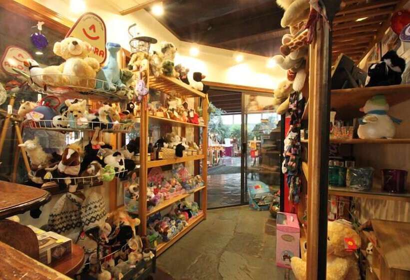 هتل Fireside Inn & Suites West Lebanon