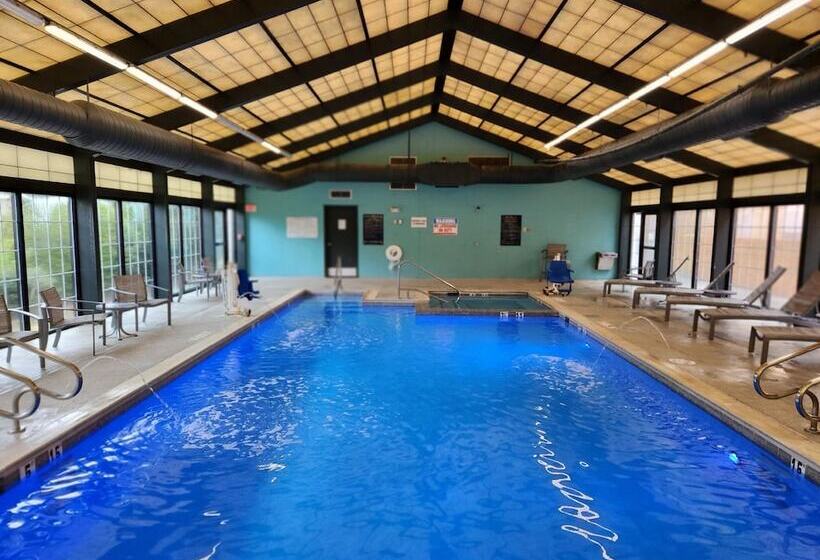 酒店 Fort Magruder Historic Williamsburg, Trademark By Wyndham