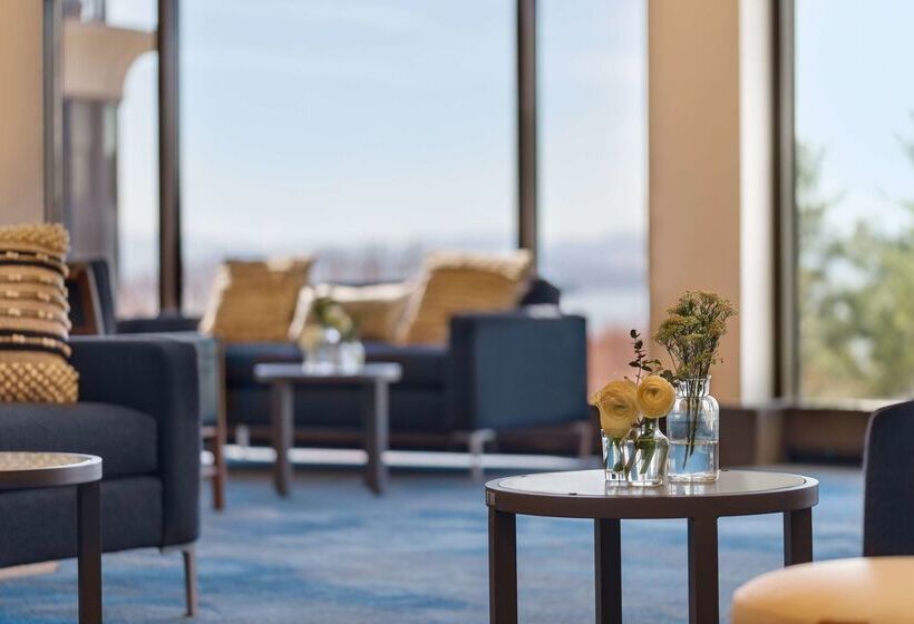 هتل Champlain Burlington, Curio Collection By Hilton