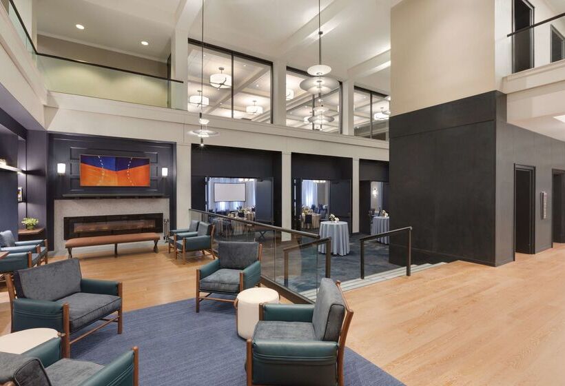 هتل Champlain Burlington, Curio Collection By Hilton