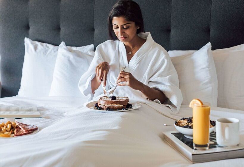 هتل Champlain Burlington, Curio Collection By Hilton