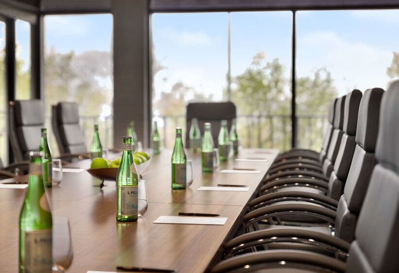 هتل Champlain Burlington, Curio Collection By Hilton