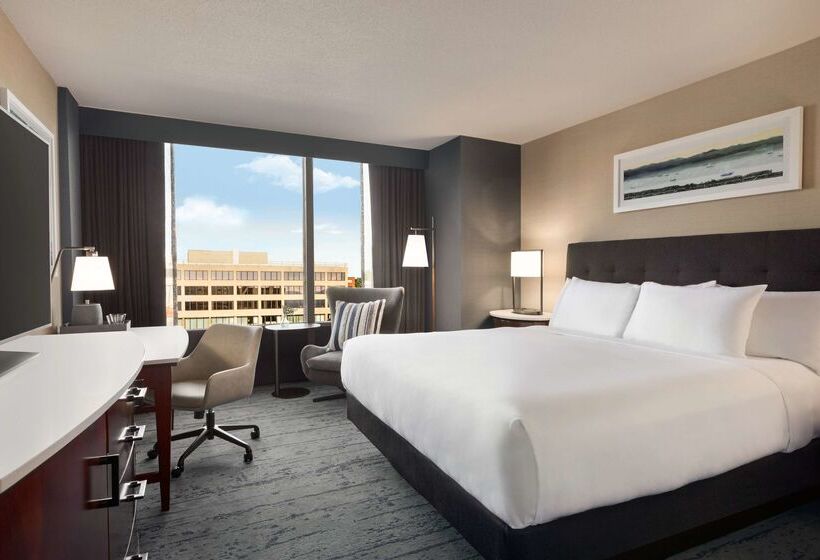 هتل Champlain Burlington, Curio Collection By Hilton