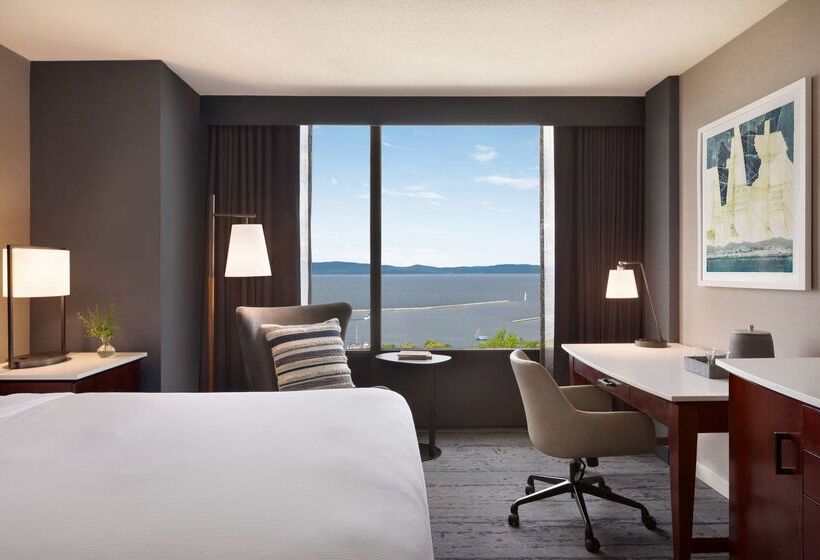 هتل Champlain Burlington, Curio Collection By Hilton