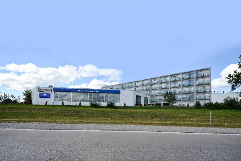 فندق Howard Johnson By Wyndham Benton Harbor/st. Joseph