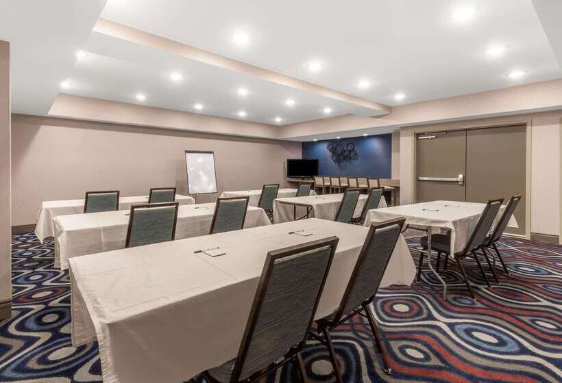 호텔 La Quinta By Wyndham Aberdeen Apg