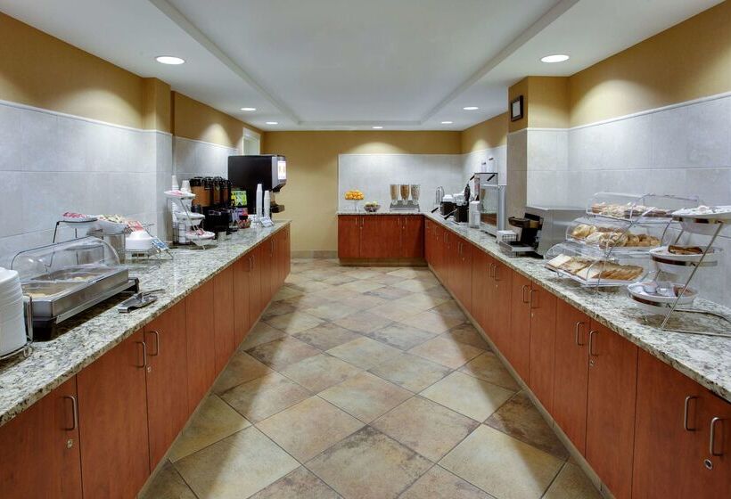 هتل Hampton Inn Manchester Downtown