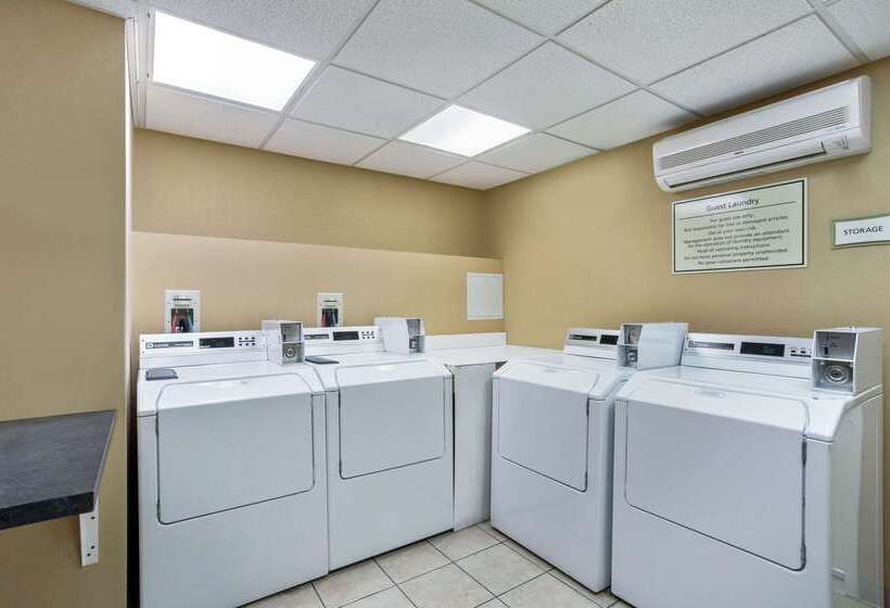 هتل Hampton Inn Manchester Downtown