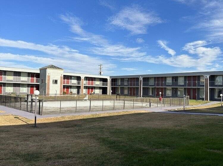 בית מלון כפרי Usa Inn