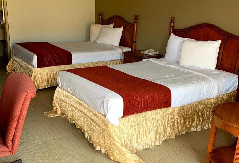 בית מלון כפרי Usa Inn