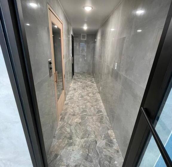 فندق Pine Lake Resort And Banquets