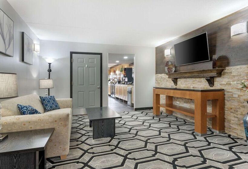 酒店 Quality Inn & Suites Mayo Clinic Area