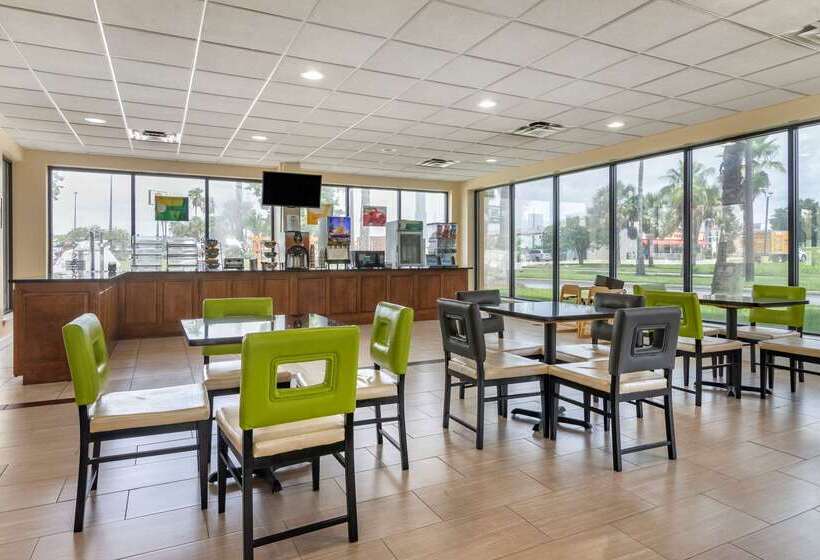 酒店 Quality Inn Brunswick