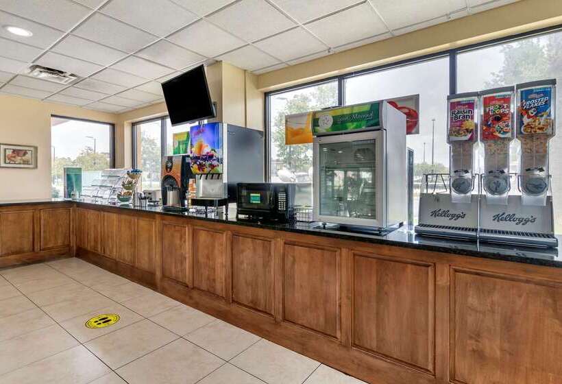 酒店 Quality Inn Brunswick