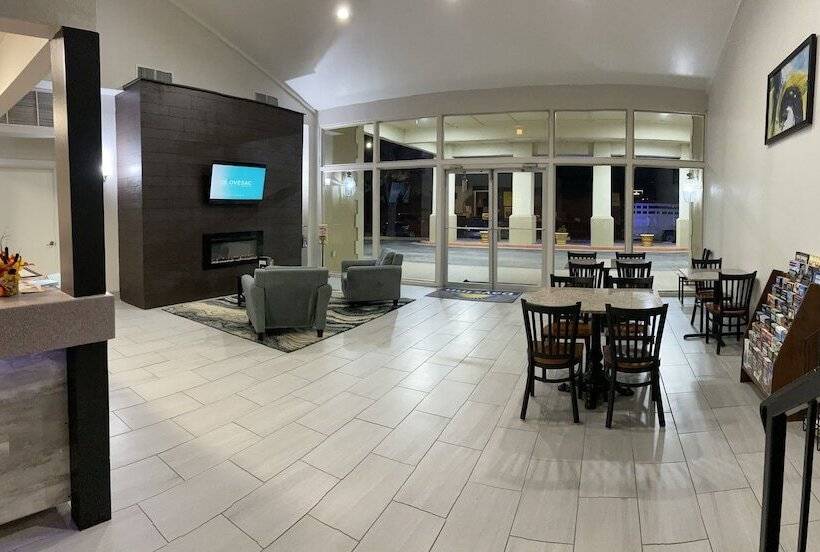 בית מלון כפרי Quality Inn Eastland I 20