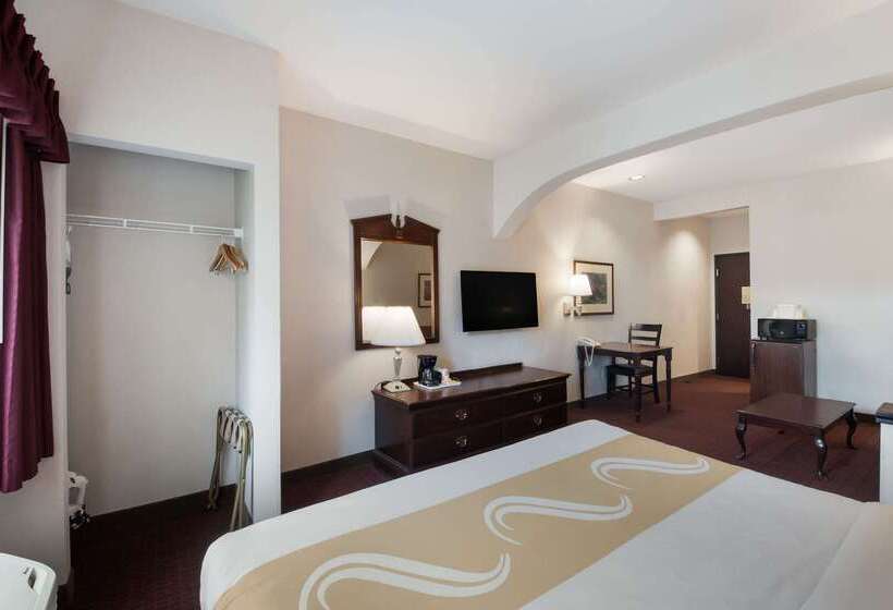 فندق Quality Inn Grand Suites Bellingham