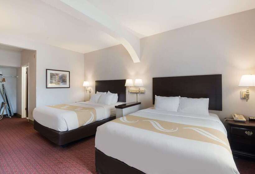 فندق Quality Inn Grand Suites Bellingham