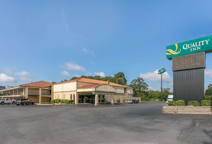 فندق Quality Inn