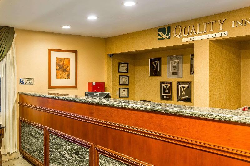 호텔 Quality Inn Near China Lake Naval Station