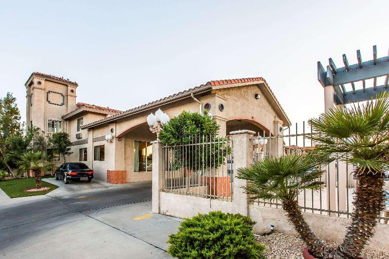 فندق Quality Inn Near China Lake Naval Station