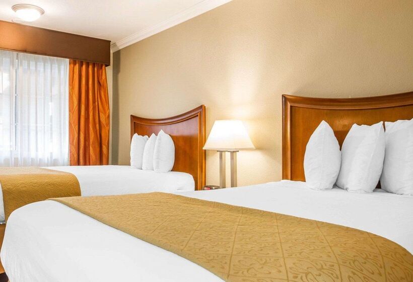 Отель Quality Inn Sacramento Convention Center