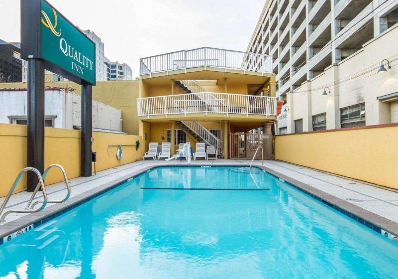 Отель Quality Inn Sacramento Convention Center