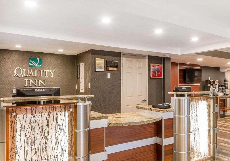 Отель Quality Inn Sacramento Convention Center