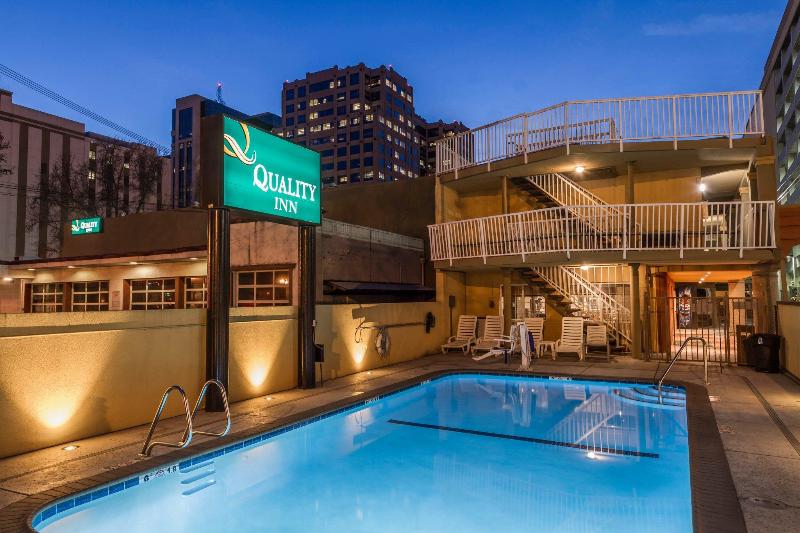فندق Quality Inn Sacramento Convention Center