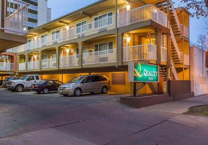 Отель Quality Inn Sacramento Convention Center