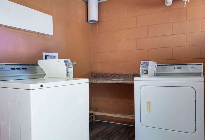 فندق Quality Inn