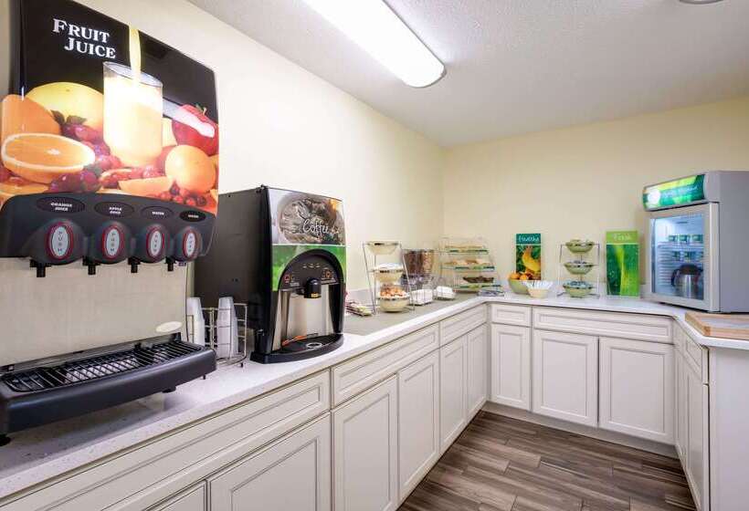 فندق Quality Inn