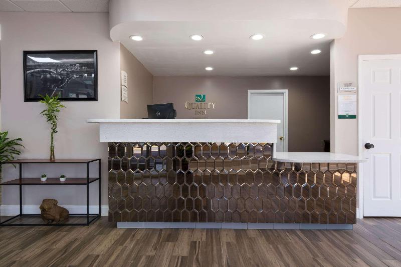 فندق Quality Inn