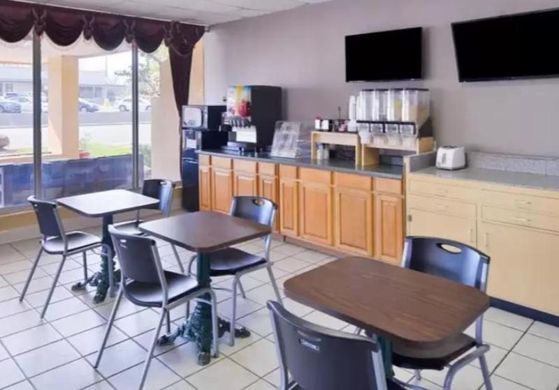 فندق Quality Inn