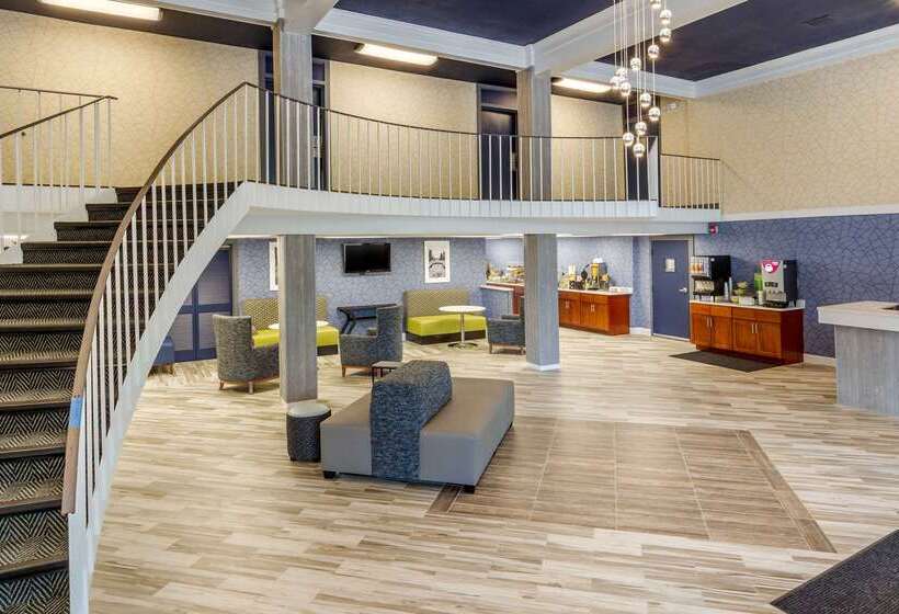 هتل Quality Inn & Suites Apexholly Springs