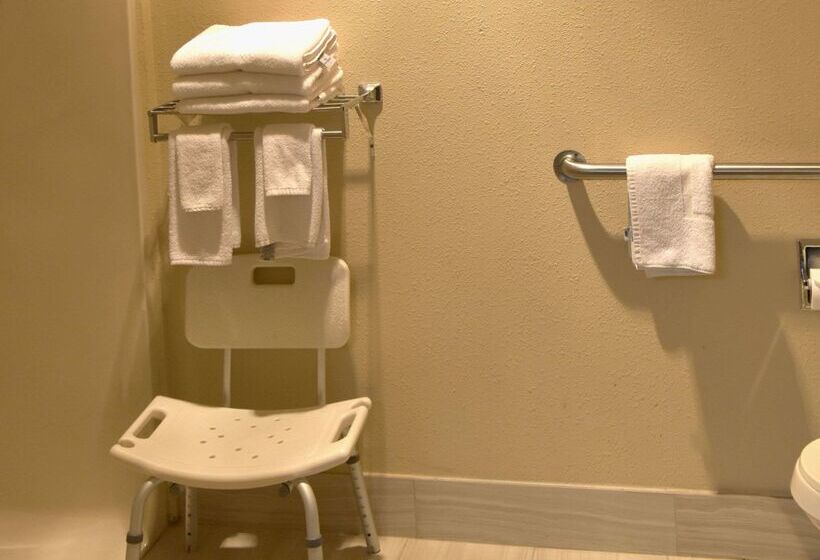 فندق Quality Inn & Suites Brooks Louisville South