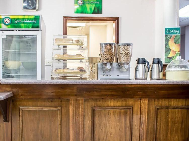 فندق Quality Inn & Suites Brooks Louisville South