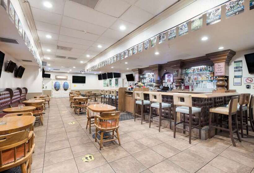 هتل Quality Inn & Suites Lake Havasu City