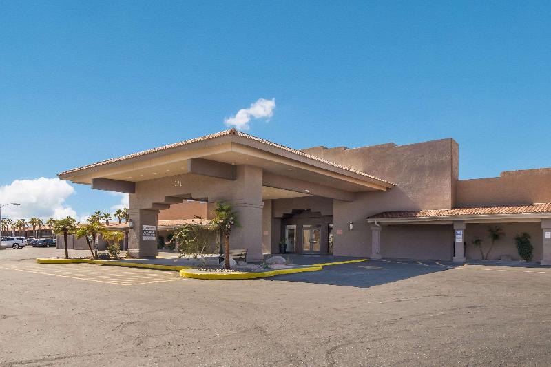 هتل Quality Inn & Suites Lake Havasu City