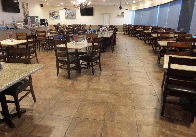 هتل Quality Inn & Suites Lake Havasu City